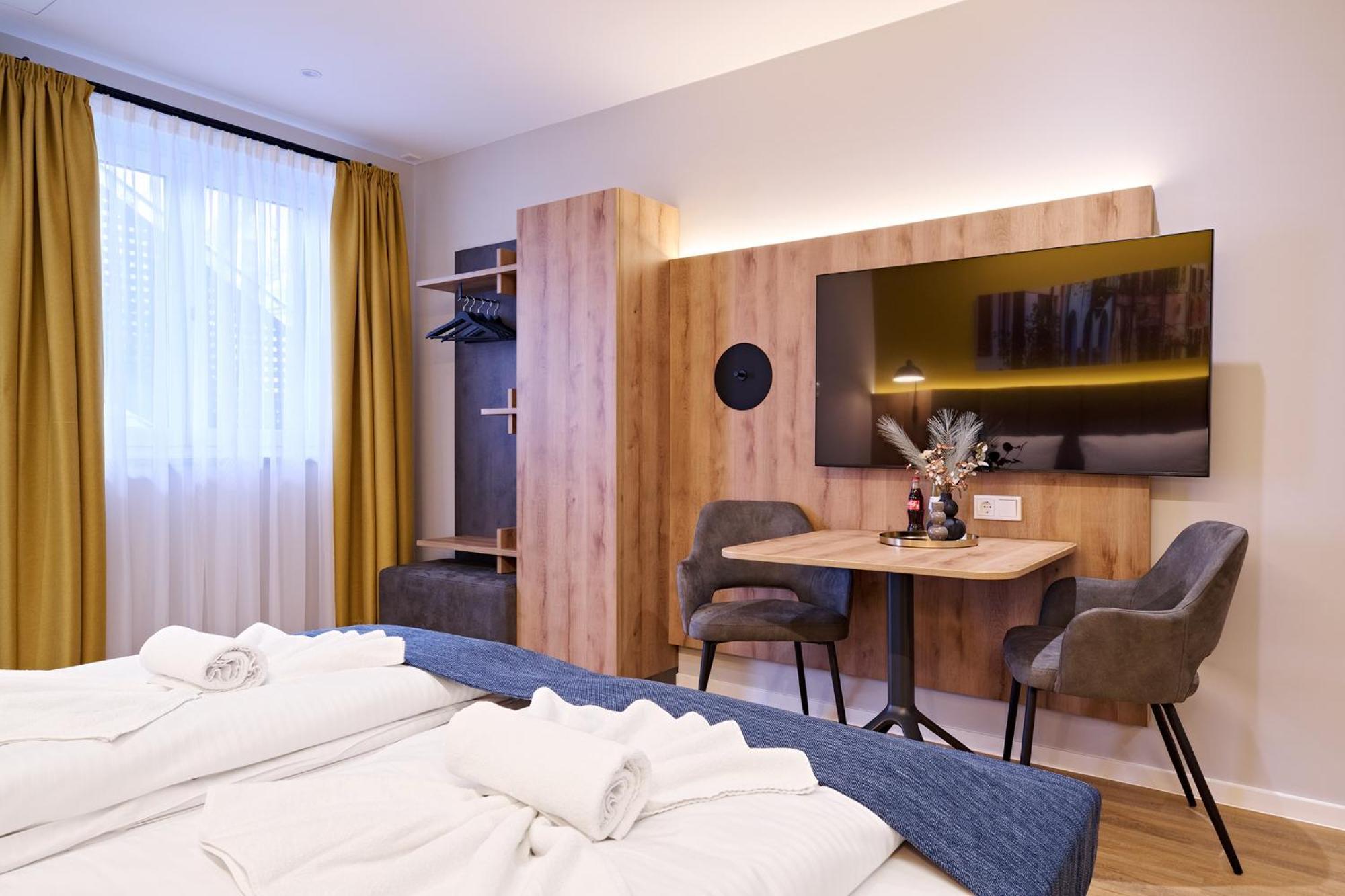 Xzllenz Traum Studio-Apartment, Frei-Parken, U-Bahn, Kueche 纽伦堡 外观 照片